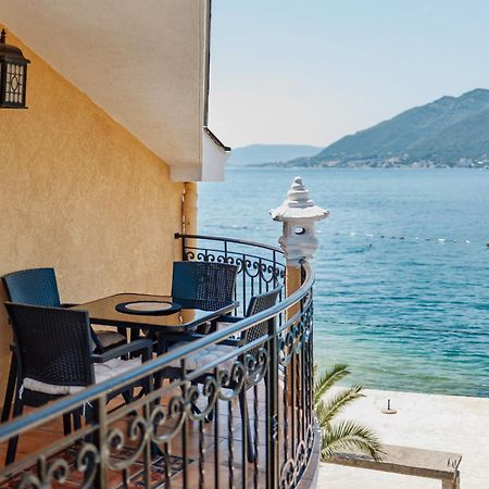 Apartment Villa Marija Tivat Buitenkant foto