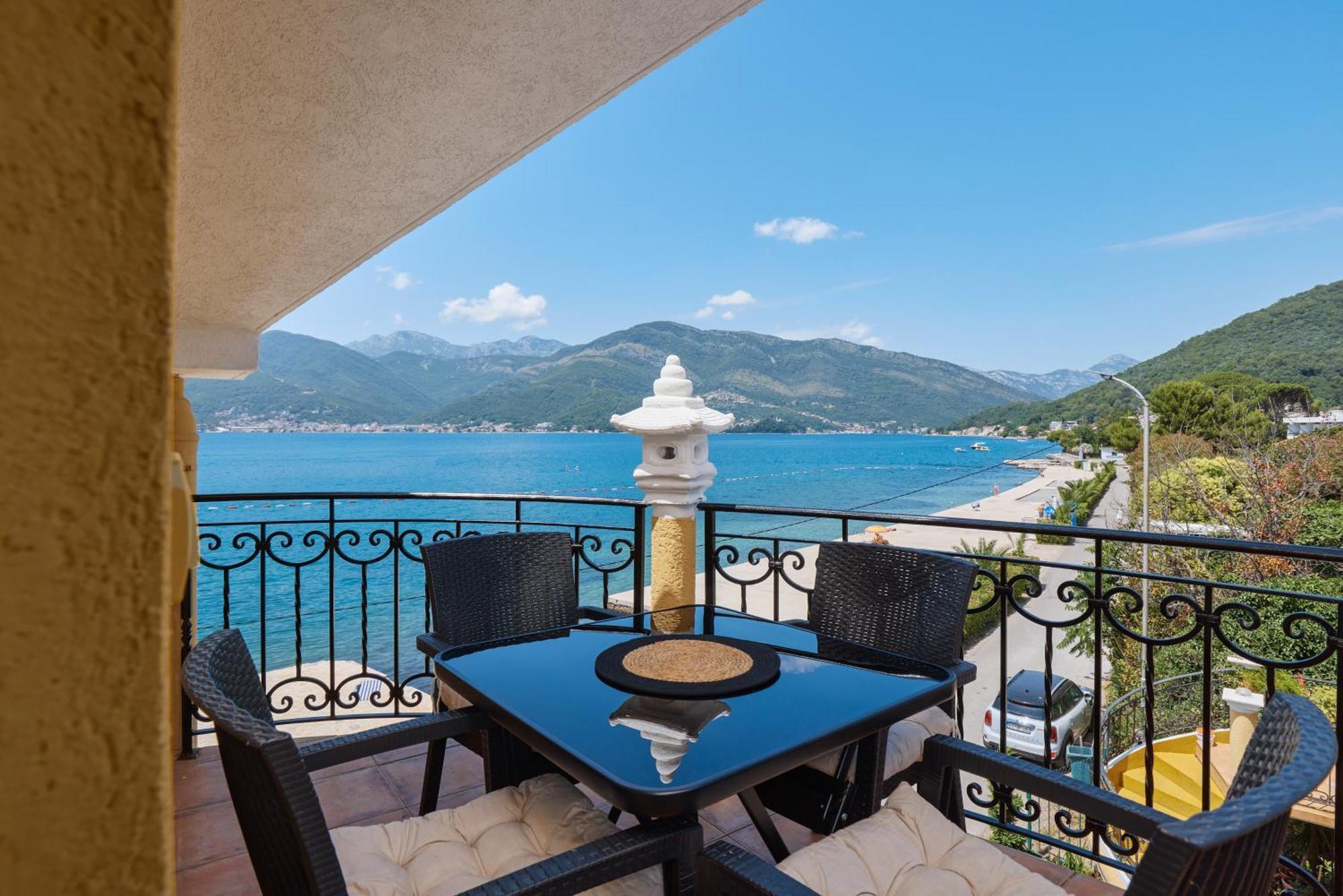 Apartment Villa Marija Tivat Buitenkant foto