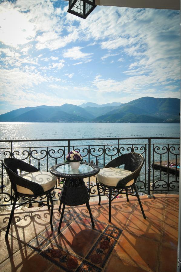 Apartment Villa Marija Tivat Buitenkant foto