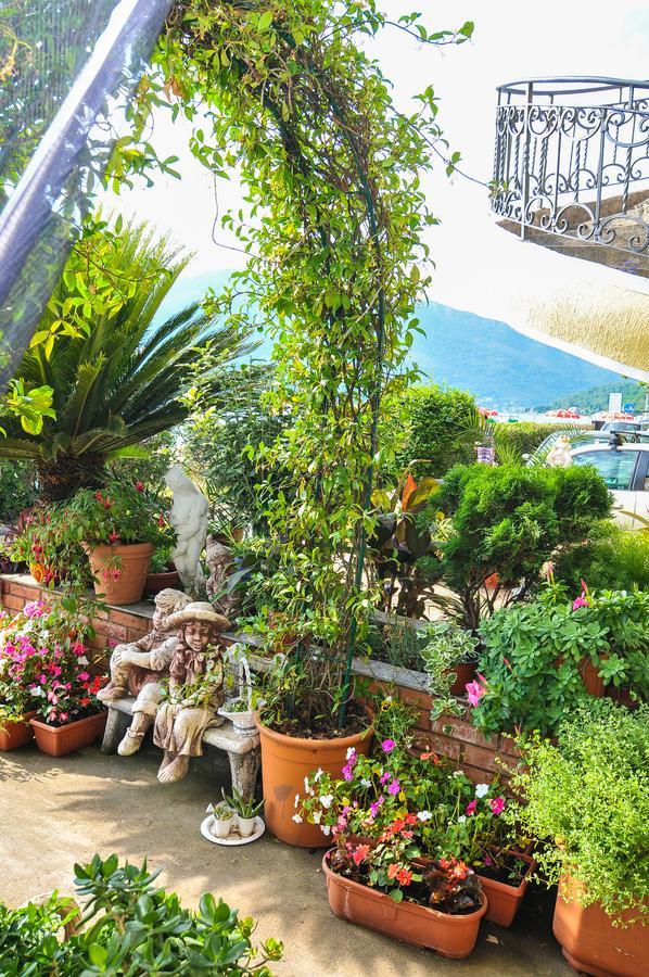 Apartment Villa Marija Tivat Buitenkant foto