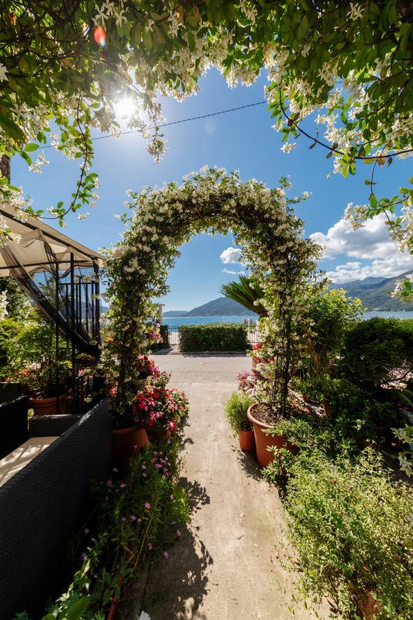 Apartment Villa Marija Tivat Buitenkant foto